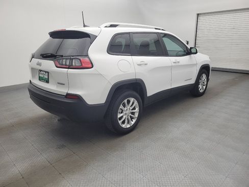 Used 2020 Jeep Cherokee Latitude w/ Cold Weather Group image 10