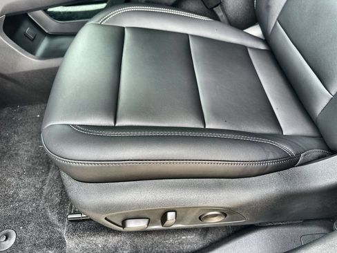 New 2026 GMC Acadia Elevation w/ Elevation Premium Package FWD image 25