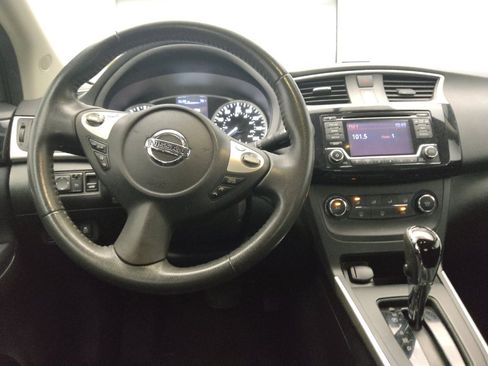 Used 2016 Nissan Sentra SV FWD image 22