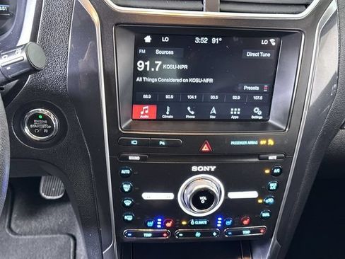 Used 2019 Ford Explorer Limited w/ Class III Trailer Tow Package FWD image 13
