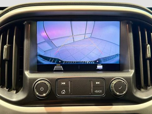Used 2021 Chevrolet Colorado LT w/ LT Convenience Package AWD/4WD image 12
