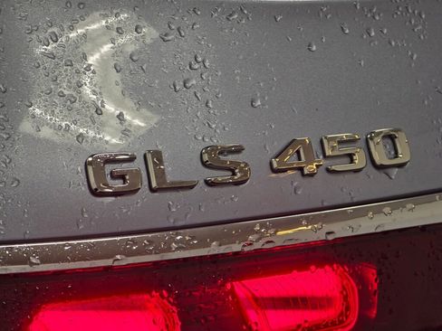 New 2026 Mercedes-Benz GLS 450 4MATIC image 24