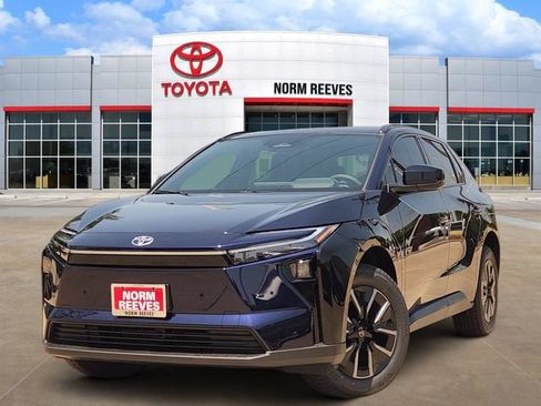 Used 2026 Toyota bZ FWD image 1