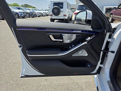 New 2026 Mercedes-Benz S 580 4MATIC Sedan image 11