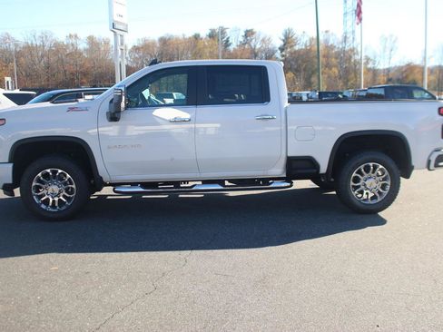 New 2025 Chevrolet Silverado 2500 LT w/ Z71 Chrome Sport Edition image 8
