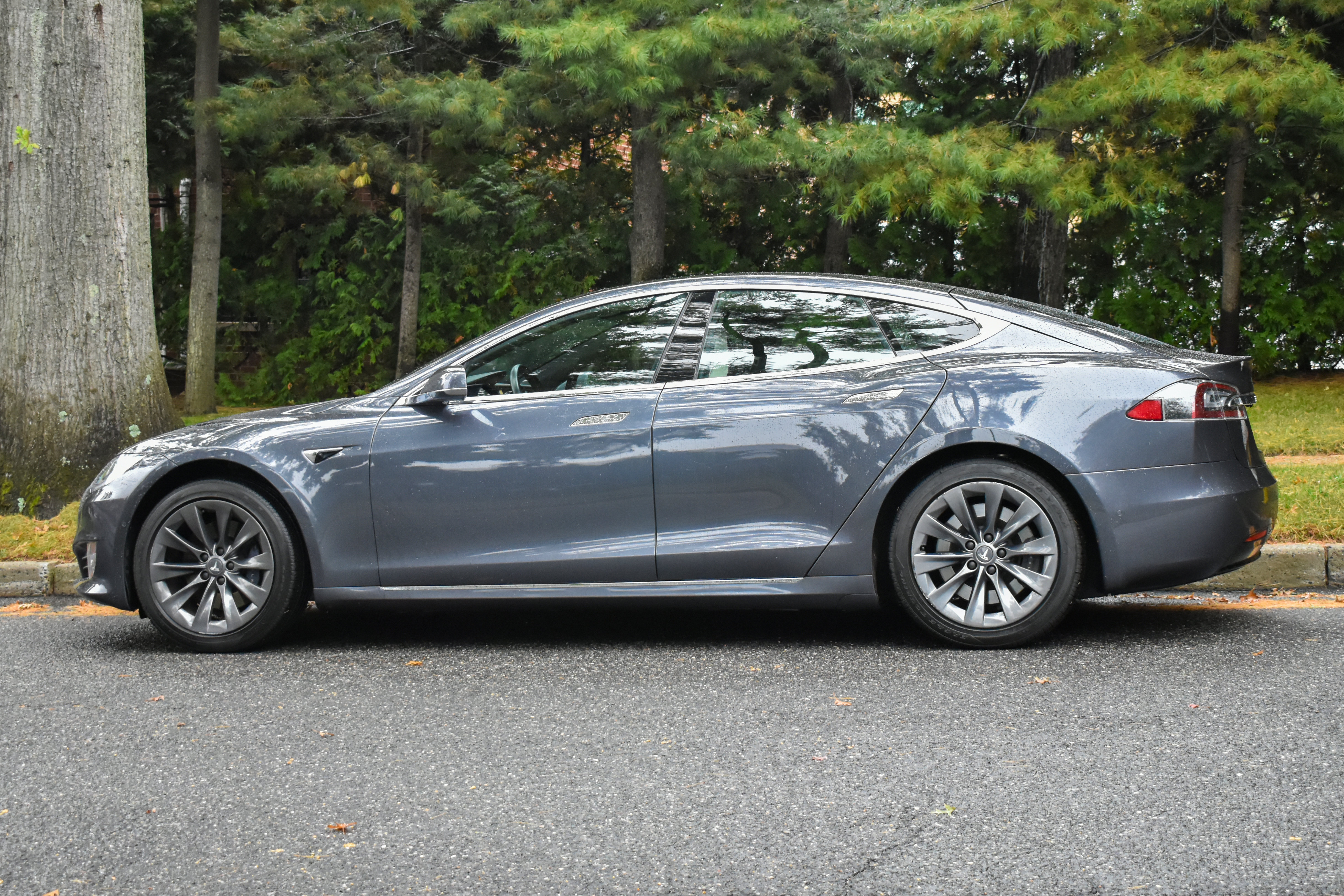 Used 2020 Tesla Model S Long Range AWD/4WD image 5
