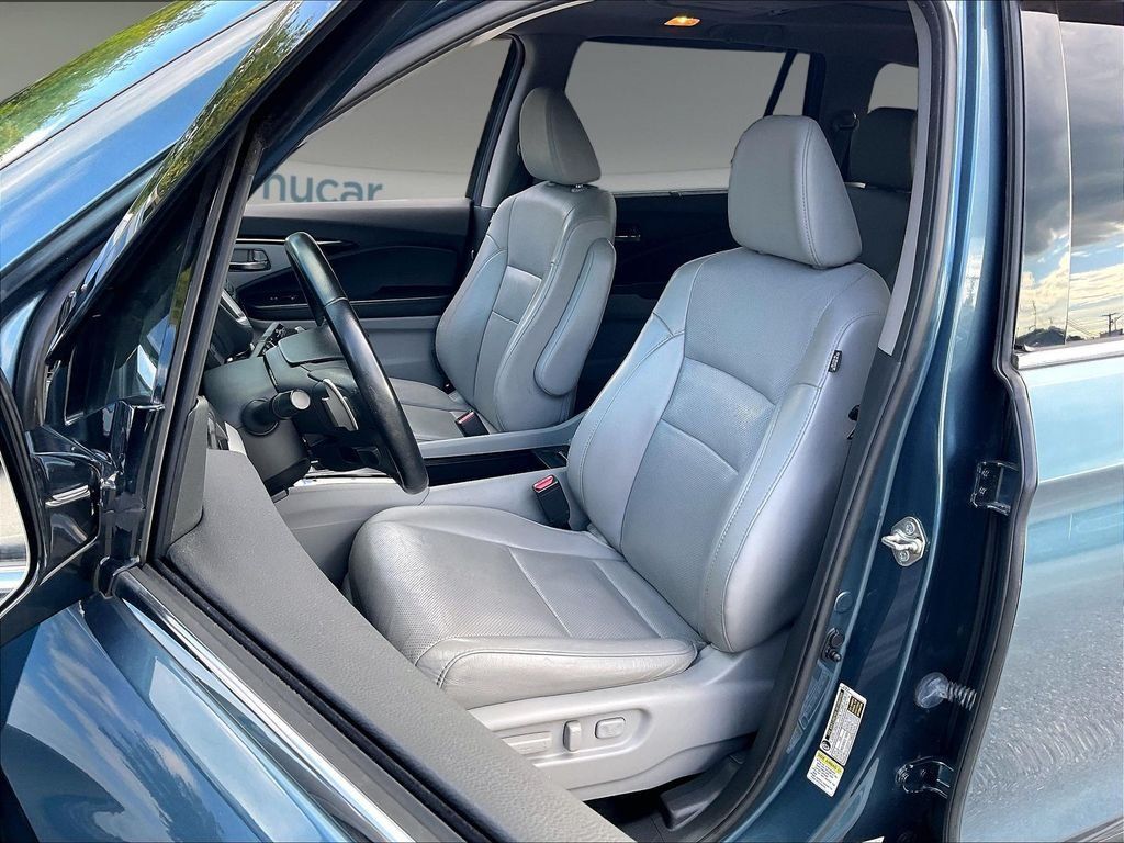 Used 2016 Honda Pilot Elite image 9
