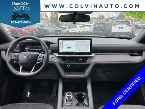 Certified 2025 Ford Explorer ST-Line w/ ST-Line Street Pack AWD/4WD image 18