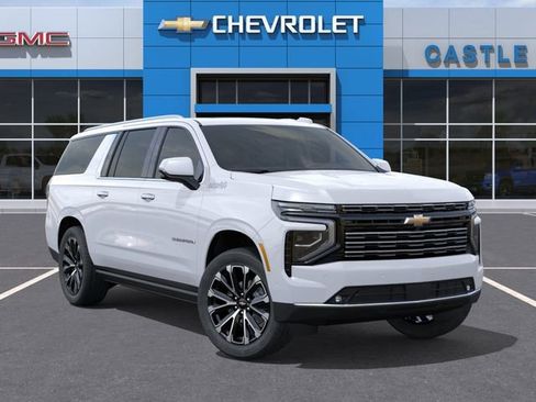 New 2026 Chevrolet Suburban High Country AWD/4WD image 7
