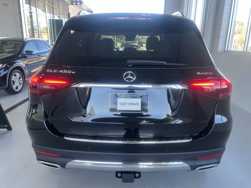 Certified 2025 Mercedes-Benz GLE 450e 4MATIC image 9