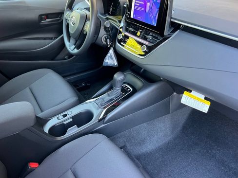 New 2026 Toyota Corolla LE FWD image 18