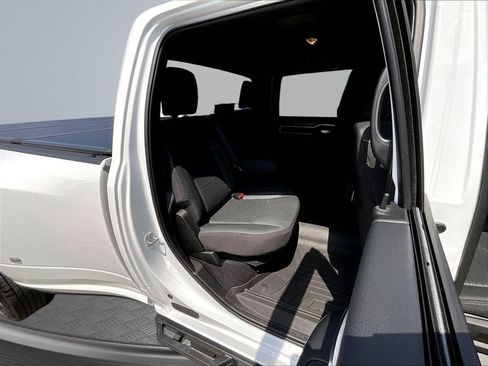 Used 2025 RAM 3500 Big Horn AWD/4WD image 28
