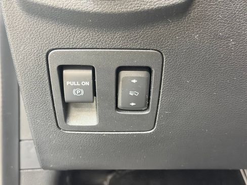 Used 2020 Ford F150 XLT w/ Equipment Group 302A Luxury AWD/4WD image 38