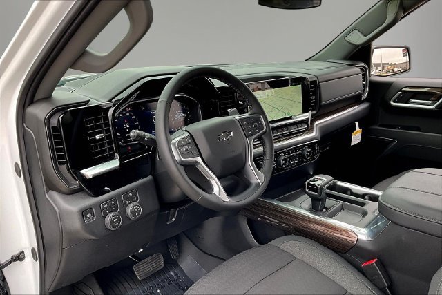 New 2026 Chevrolet Silverado 1500 RST w/ Z71 Off-Road Package AWD/4WD image 7