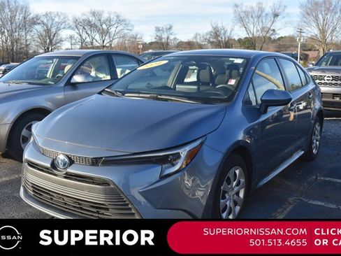 Used 2024 Toyota Corolla LE image 1