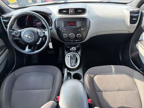 Used 2016 Kia Soul image 19