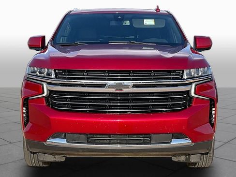 Used 2021 Chevrolet Suburban LT w/ Rear Media and Nav Package AWD/4WD image 5