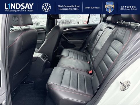 Used 2017 Volkswagen GTI SE image 10
