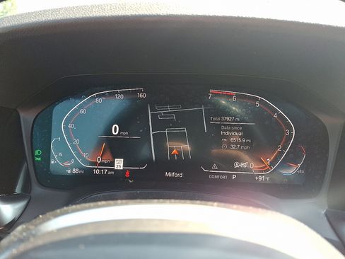 Used 2022 BMW 330i xDrive Sedan w/ M Sport Package image 25