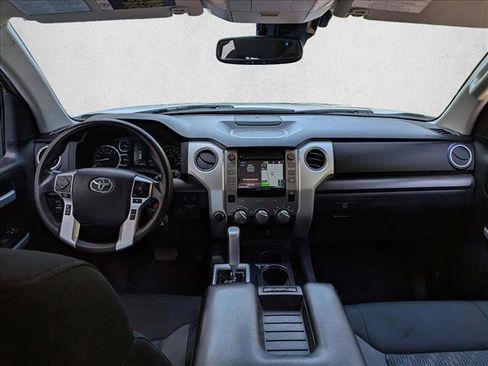 Certified 2018 Toyota Tundra SR5 w/ TRD Off Road Package AWD/4WD image 18