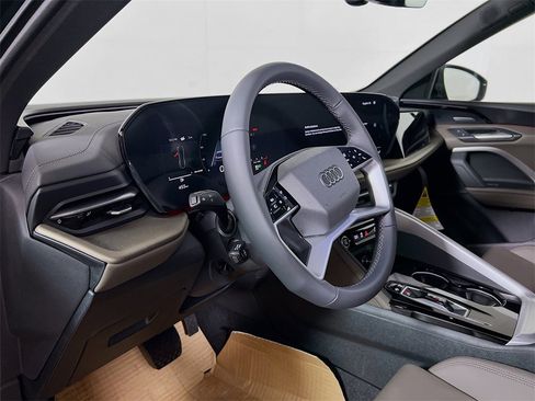 New 2025 Audi Q5 Premium Plus image 9
