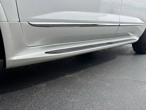 Used 2017 Buick Enclave Premium w/ Experience Buick Package AWD/4WD image 36