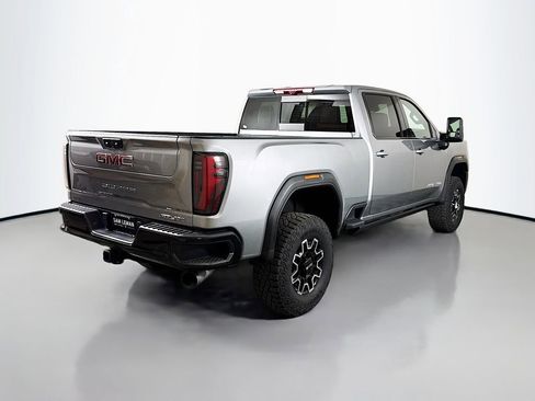Used 2024 GMC Sierra 2500 AT4X AWD/4WD image 7