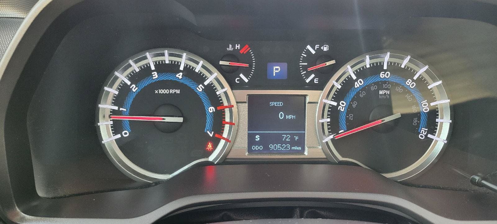 Used 2018 Toyota 4Runner SR5 Premium AWD/4WD image 29