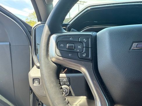 Used 2024 Chevrolet Silverado 1500 LT Trail Boss AWD/4WD image 9