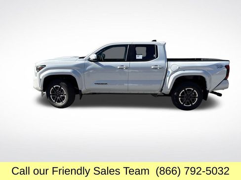 New 2025 Toyota Tacoma TRD Sport image 2