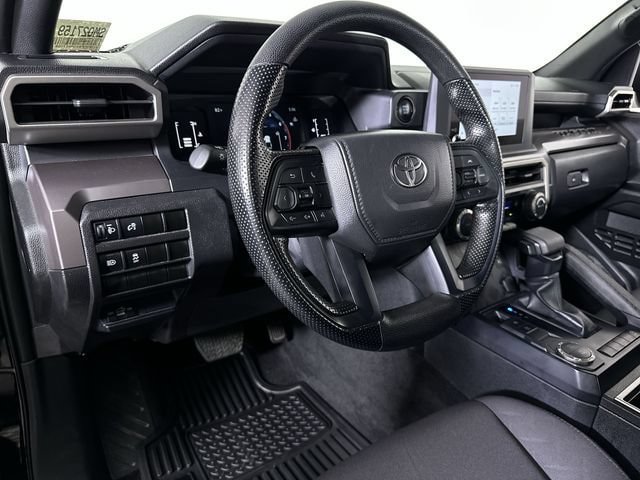 Used 2025 Toyota Tacoma SR5 RWD image 10