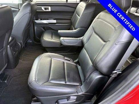 Certified 2024 Ford Explorer XLT w/ Equipment Group 202A AWD/4WD image 7