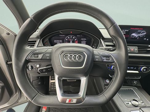 Used 2019 Audi SQ5 Prestige w/ Prestige Package AWD/4WD image 17