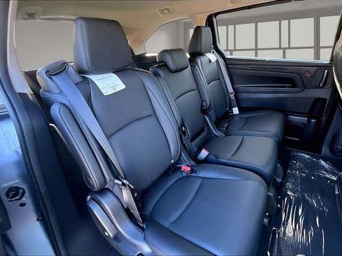 New 2026 Honda Odyssey EX-L image 9
