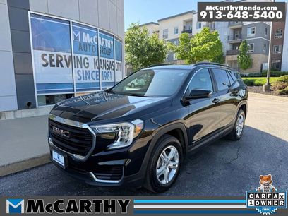 Used 2022 GMC Terrain SLE w/ Driver Convenience Package