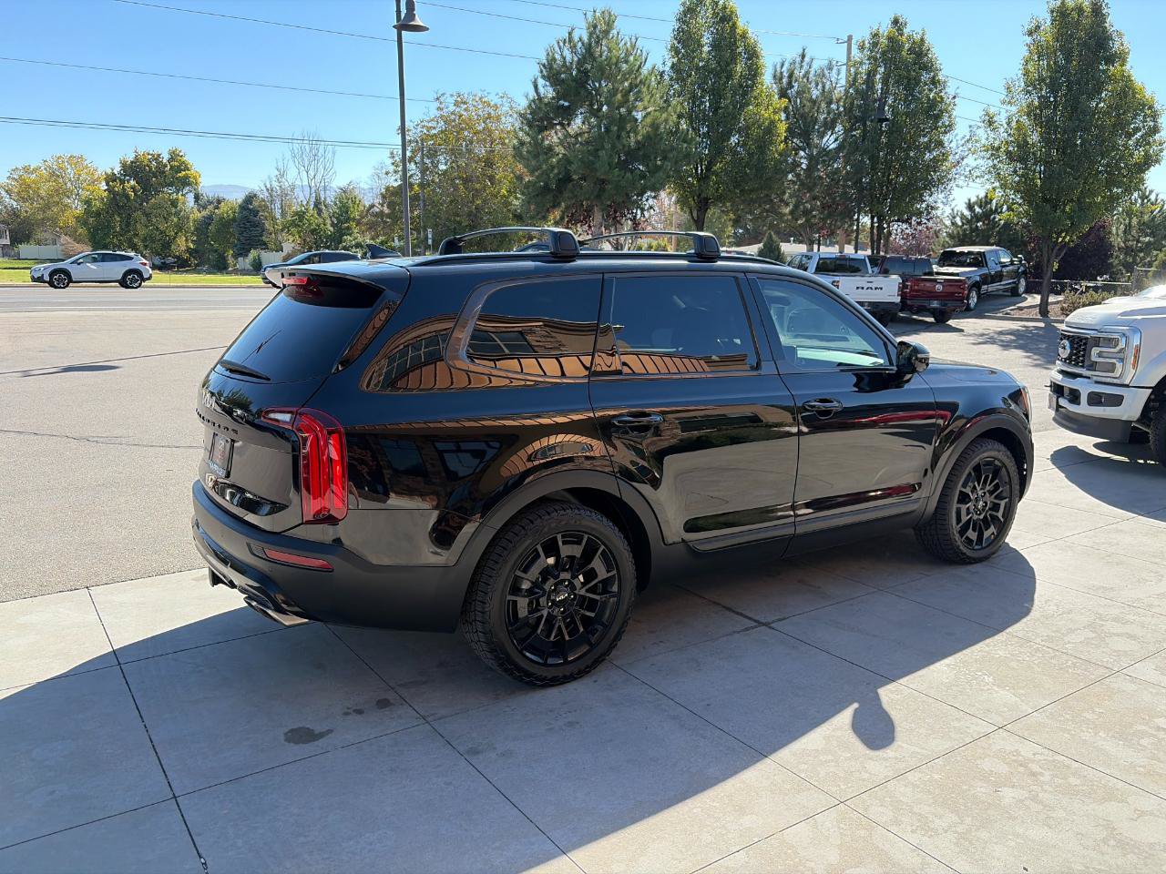 Used 2022 Kia Telluride SX w/ SX Prestige Package AWD/4WD image 30