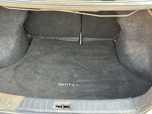 Used 2014 Nissan Sentra S FWD image 25