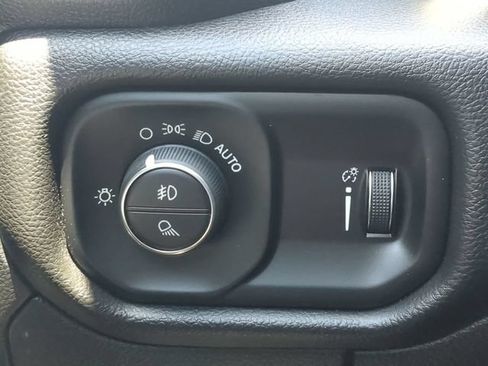 Used 2022 RAM 1500 Big Horn RWD image 25