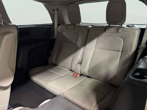 Used 2021 Lincoln Aviator Reserve w/ Equipment Group 202A AWD/4WD image 20
