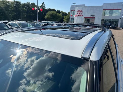 Used 2023 Toyota Highlander Platinum AWD/4WD image 48