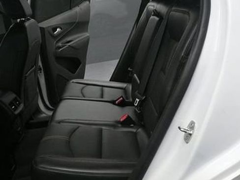 Used 2022 Chevrolet Equinox Premier AWD/4WD image 10