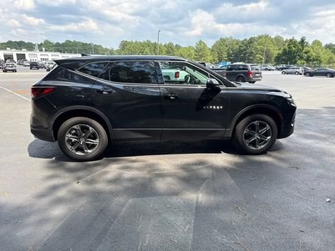 Used 2024 Chevrolet Blazer LT w/ LPO, Floor Liner Package FWD image 6