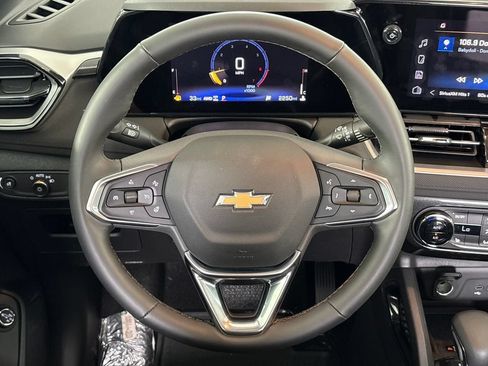 Used 2026 Chevrolet TrailBlazer LT w/ Convenience Package AWD/4WD image 16