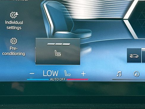 Certified 2024 BMW X5 sDrive40i w/ M Sport Package RWD image 21