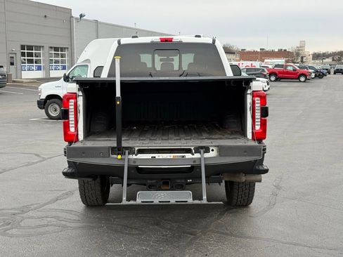 Used 2024 Ford F350 King Ranch w/ FX4 Off-Road Package image 42
