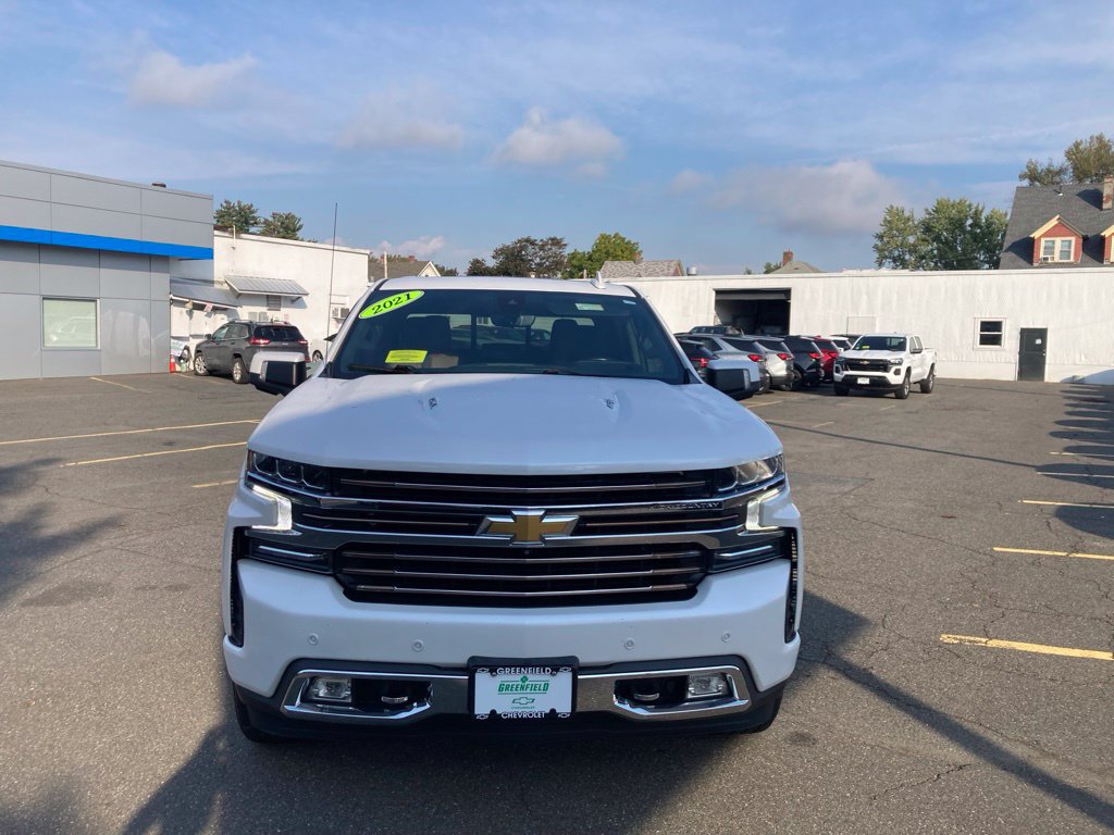 Used 2021 Chevrolet Silverado 1500 High Country w/ Technology Package AWD/4WD image 2