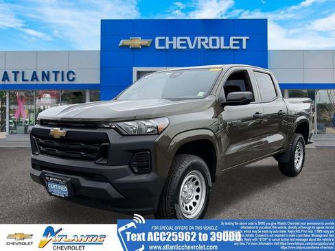 Certified 2023 Chevrolet Colorado W/T image 1
