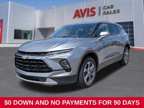 Used 2025 Chevrolet Blazer LT FWD image 1