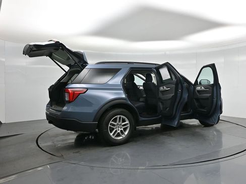 New 2026 Ford Explorer Active AWD/4WD image 5