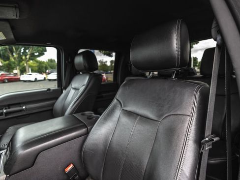Used 2014 Ford F350 Lariat AWD/4WD image 24
